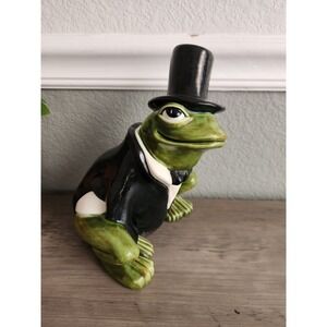 Vtg Arnel Ceramic Dapper Black Tuxedo Frog 8.5" x 6.5" Anthropomorphic Kitsch